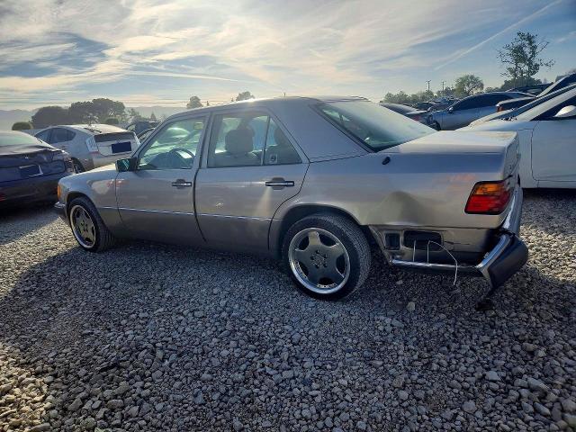 Продаж на аукціоні авто 1992 Mercedes Benz 300, vin: WDBEA30E2NB675892, номер лоту: 46197496
