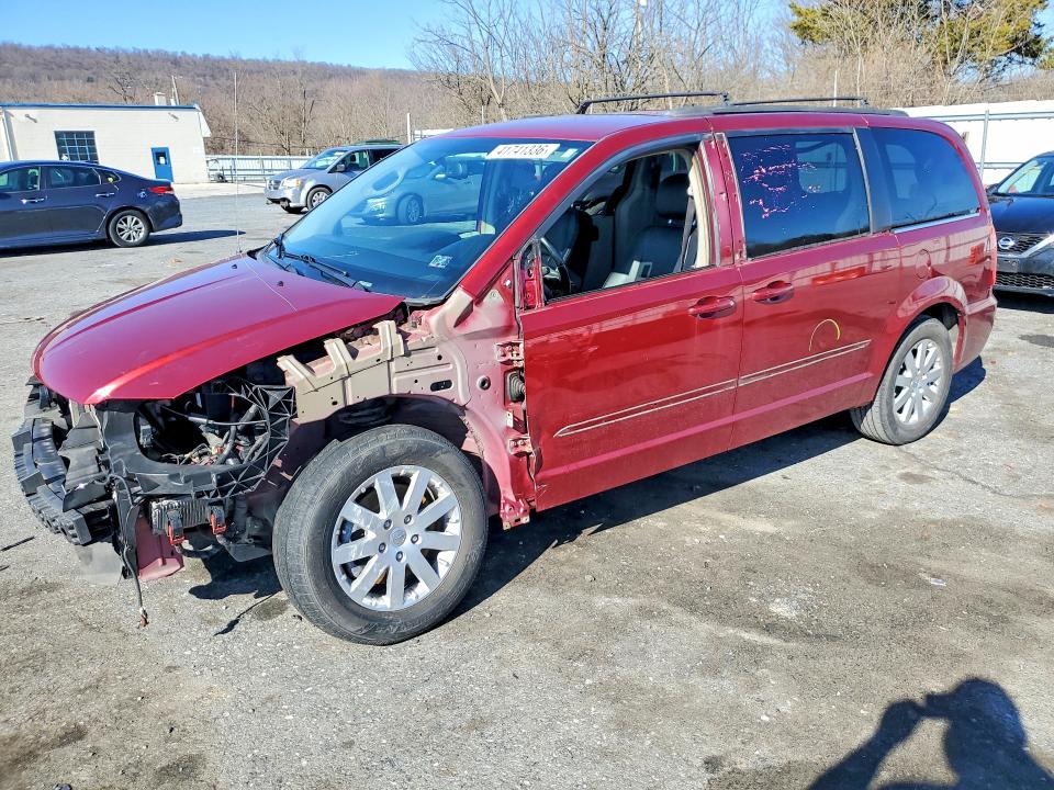 41741336 :رقم المزاد ، 2C4RC1BG2ER115775 vin ، 2014 Chrysler Town & Country مزاد بيع
