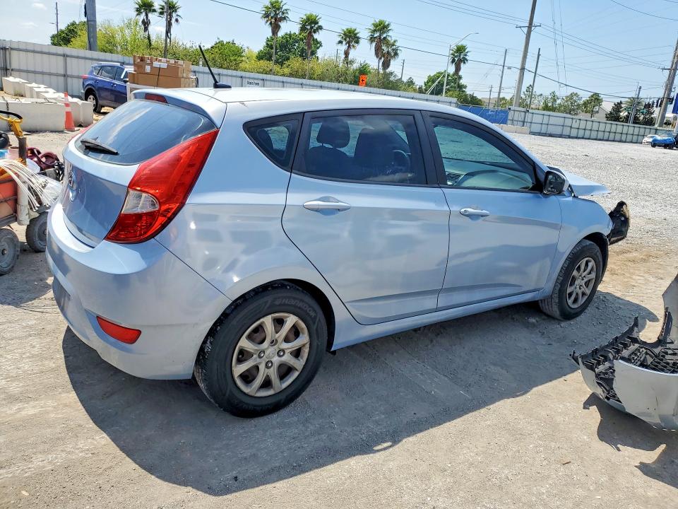 47246336 :رقم المزاد ، KMHCT5AE0CU034136 vin ، 2012 Hyundai Accent مزاد بيع