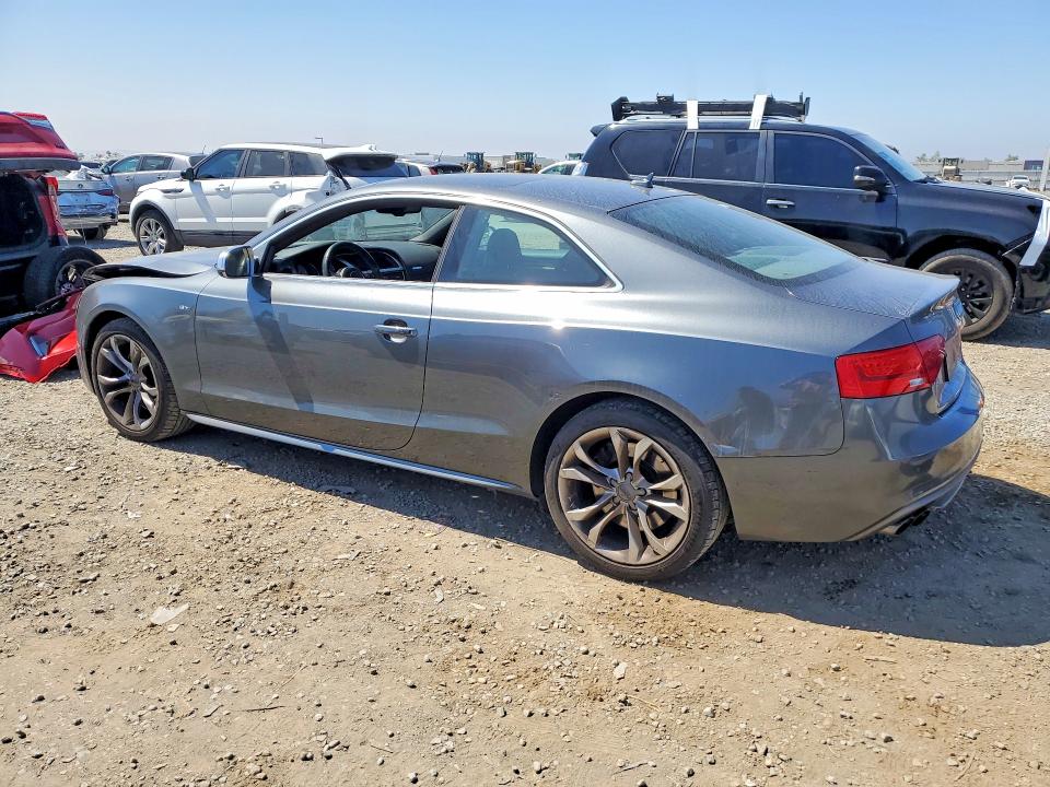 46861996 :رقم المزاد ، WAUC4AFR5HA001077 vin ، 2017 Audi S5 مزاد بيع