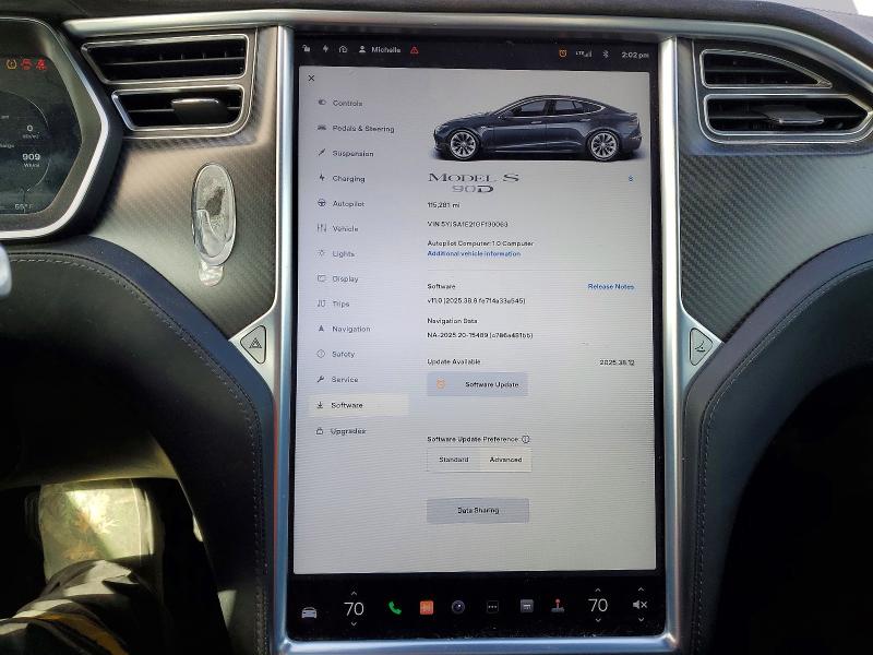 41607356 :رقم المزاد ، 5YJSA1E21GF130063 vin ، 2016 Tesla Model S مزاد بيع