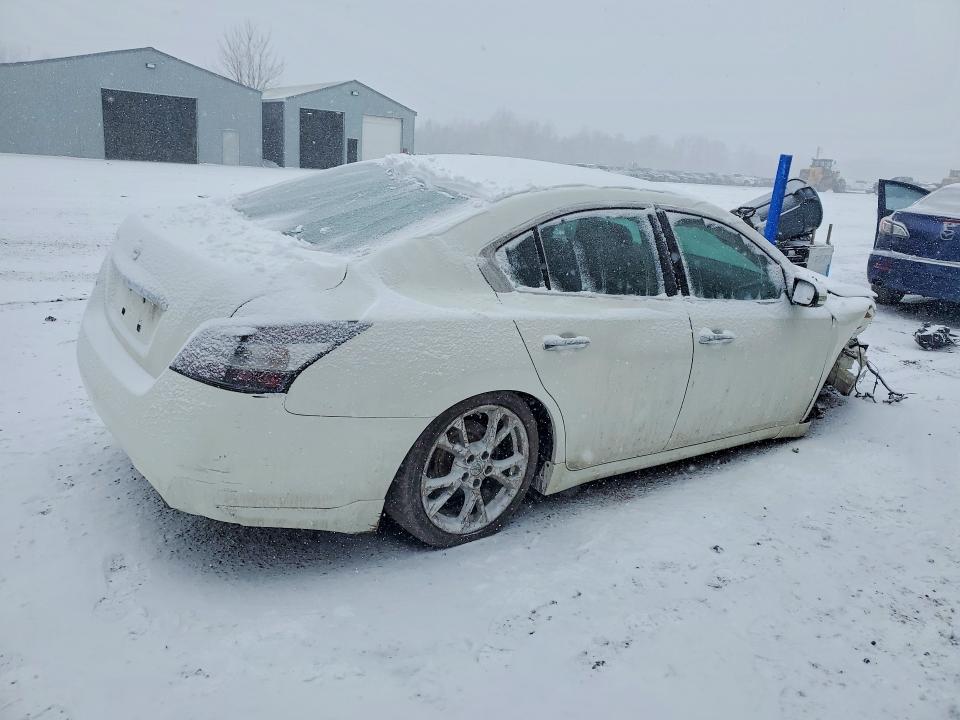 Продажа на аукционе авто 2013 Nissan Maxima, vin: 1N4AA5AP1DC833827, номер лота: 79909605