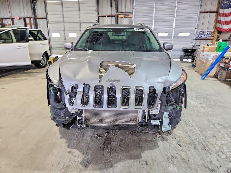 Продажа на аукционе авто 2018 Jeep Cherokee, vin: 1C4PJLLXXJD556574, номер лота: 79644905