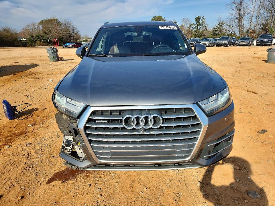 2017 Audi Q7 მანქანა იყიდება აუქციონზე, vin: WA1VAAF73HD057563, აუქციონის ნომერი: 79783035