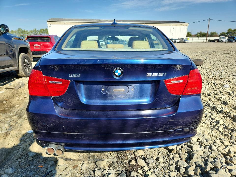 2011 Bmw 328 მანქანა იყიდება აუქციონზე, vin: WBAPK5G53BNN31851, აუქციონის ნომერი: 47636056