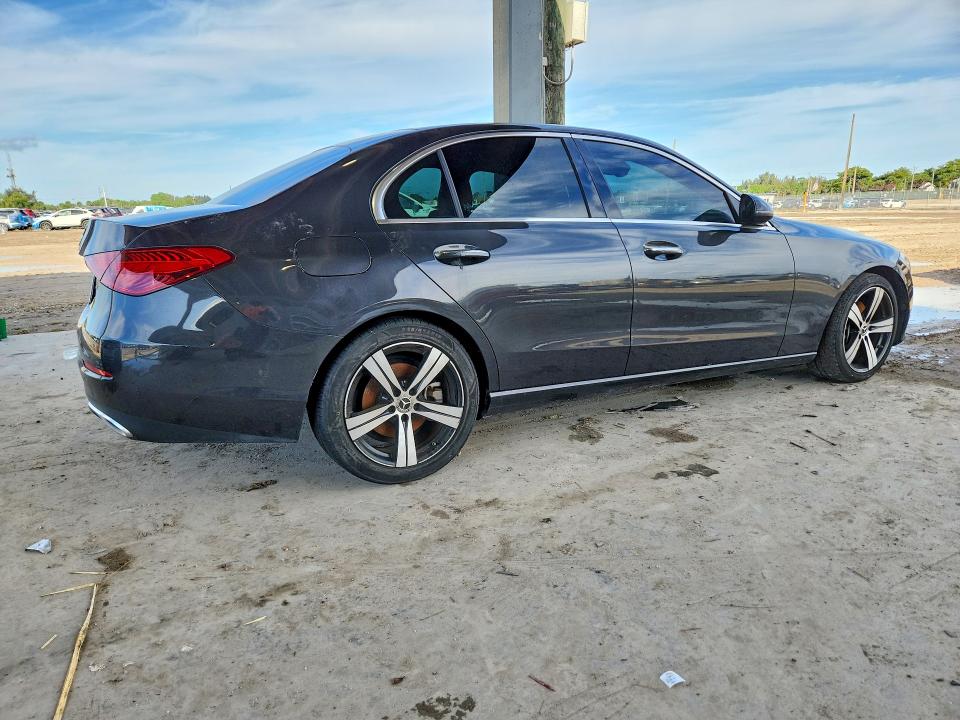 46235026 :رقم المزاد ، W1KAF4GB1NR015827 vin ، 2022 Mercedes-benz C مزاد بيع