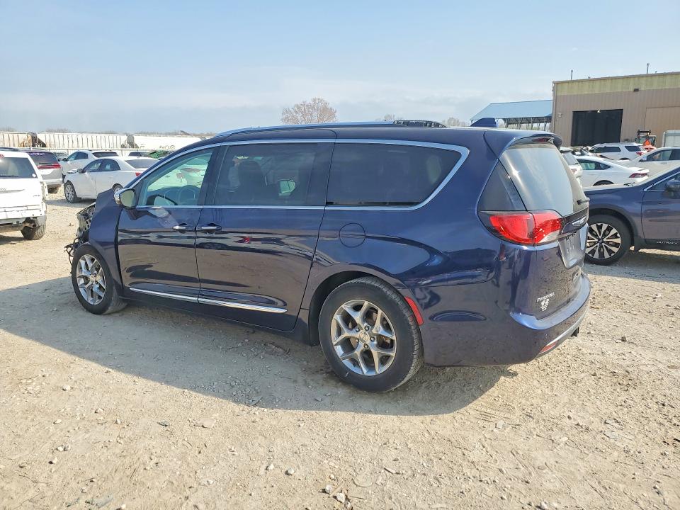 Продаж на аукціоні авто 2017 Chrysler Pacifica, vin: 2C4RC1GGXHR543834, номер лоту: 48147866