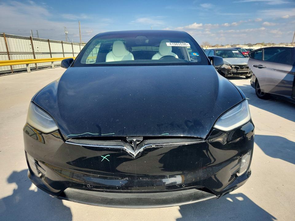 Продаж на аукціоні авто 2017 Tesla Model X, vin: 5YJXCBE2XHF055645, номер лоту: 41985536