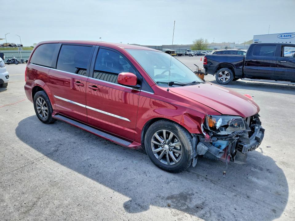 48264386 :رقم المزاد ، 2C4RC1HG0FR727689 vin ، 2015 Chrysler Town & Country مزاد بيع