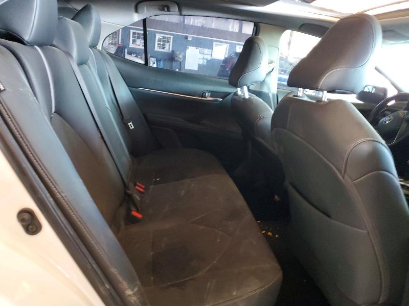 Продаж на аукціоні авто 2019 Toyota Camry, vin: 4T1B61HK9KU808664, номер лоту: 45856786