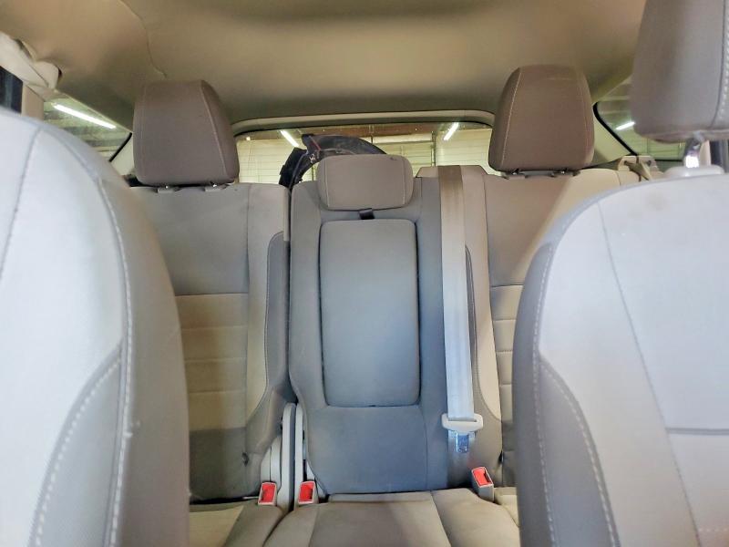2015 Ford Escape მანქანა იყიდება აუქციონზე, vin: 1FMCU0GX3FUB69334, აუქციონის ნომერი: 46892566