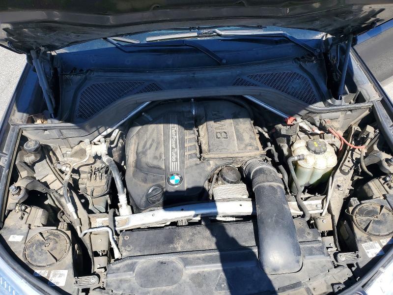 46244976 :رقم المزاد ، 5UXKR2C57J0X08859 vin ، 2018 Bmw X5 مزاد بيع
