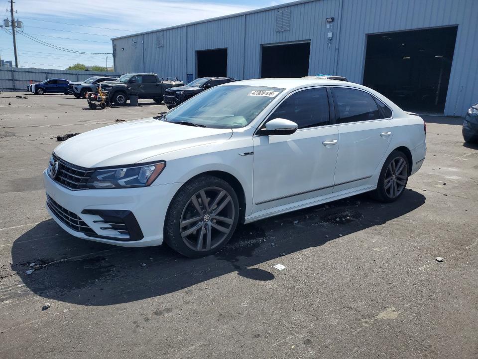 Продажа на аукционе авто 2017 Volkswagen Passat, vin: 1VWDT7A34HC014971, номер лота: 42000406