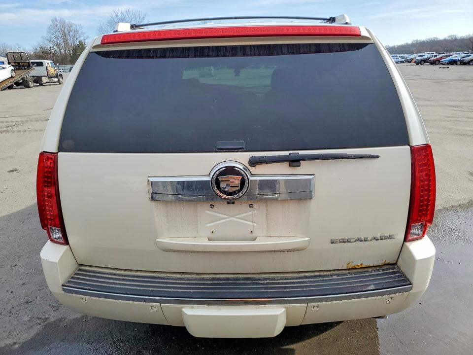 45511516 :رقم المزاد ، 1GYFK63838R252853 vin ، 2008 Cadillac Escalade مزاد بيع