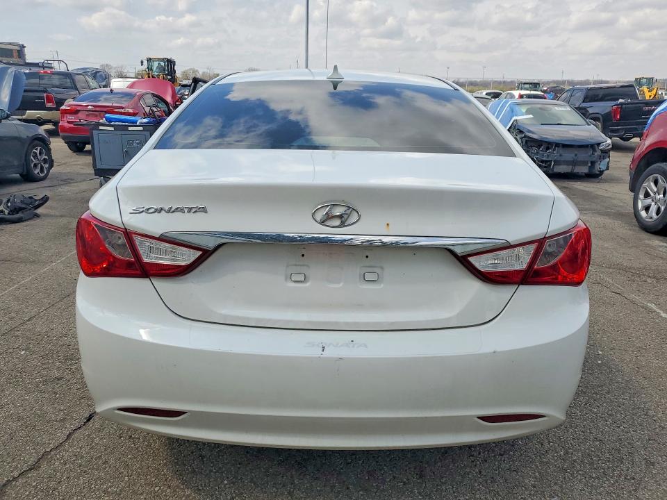 47930496 :رقم المزاد ، 5NPEB4AC3DH563990 vin ، 2013 Hyundai Sonata مزاد بيع