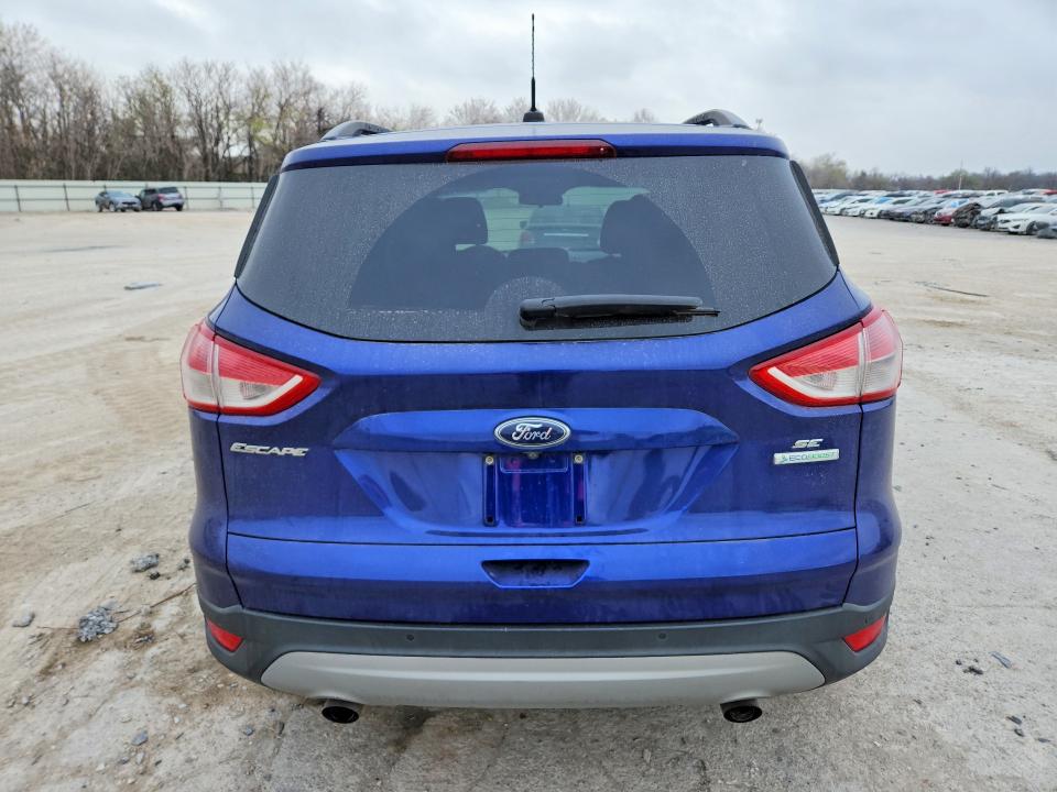 79457135 :رقم المزاد ، 1FMCU0GX2GUB32941 vin ، 2016 Ford Escape مزاد بيع