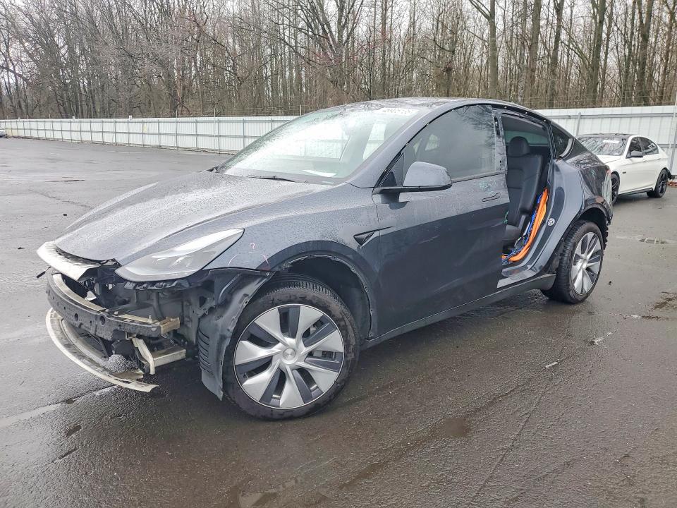 2024 Tesla Model Y მანქანა იყიდება აუქციონზე, vin: 7SAYGDEE7RA218266, აუქციონის ნომერი: 46905136