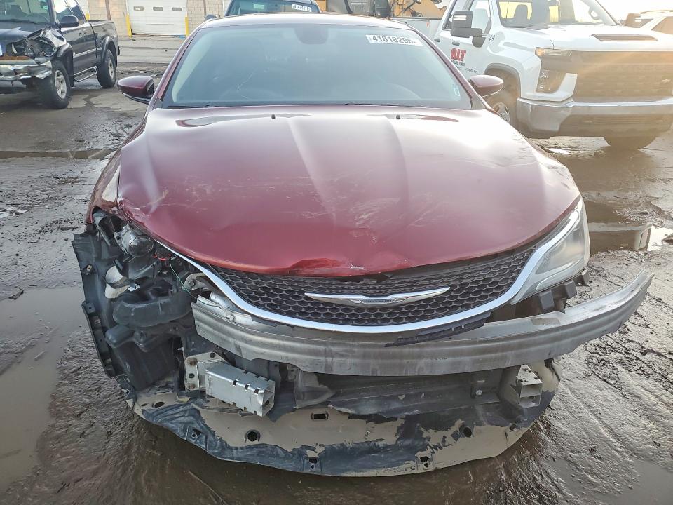 41818296 :رقم المزاد ، 1C3CCCCB6FN560298 vin ، 2015 Chrysler 200 مزاد بيع
