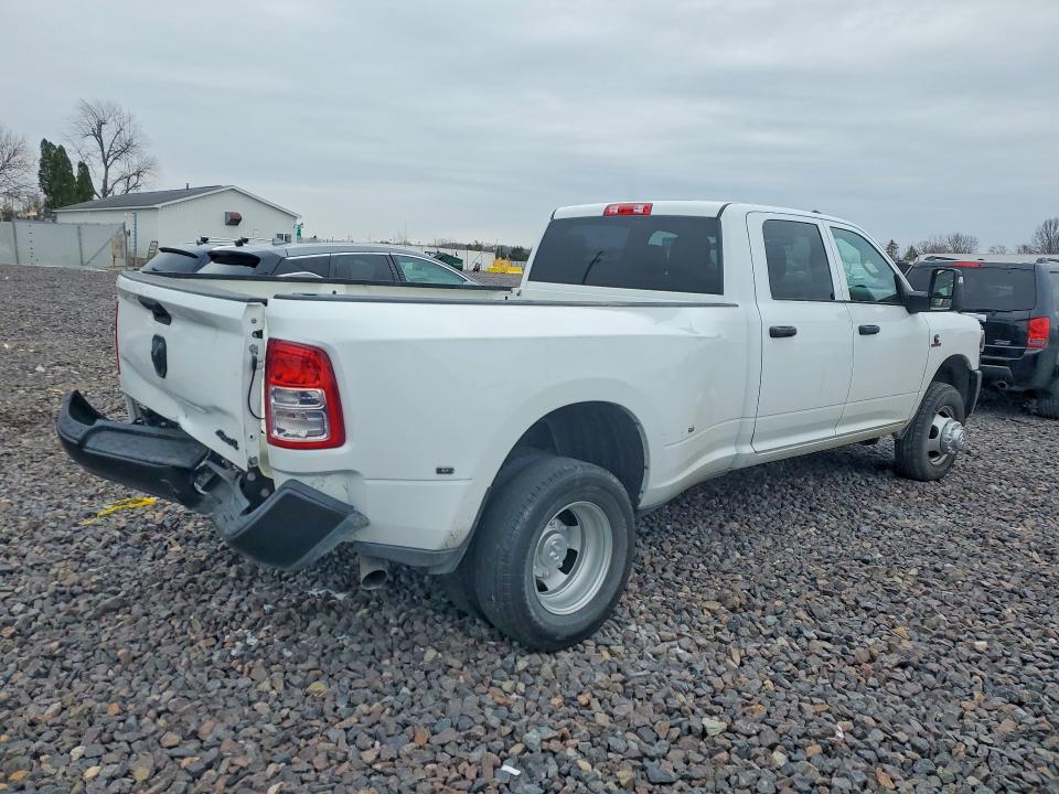 46069756 :رقم المزاد ، 3C63RRGLXRG208992 vin ، 2024 Ram 3500 مزاد بيع