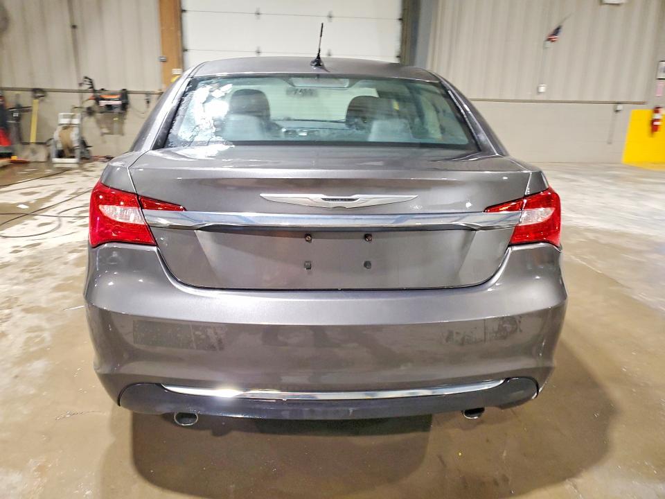 2014 Chrysler 200 მანქანა იყიდება აუქციონზე, vin: 1C3CCBCG0EN176845, აუქციონის ნომერი: 79186115
