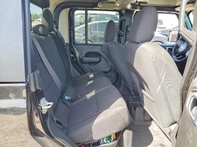 Продажа на аукционе авто 2023 Jeep Gladiator, vin: 1C6HJTAG5PL579130, номер лота: 46545726