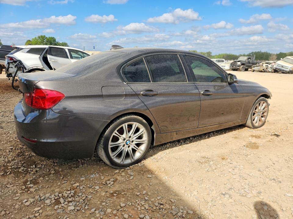 48271306 :رقم المزاد ، WBA3A5C58EJ464702 vin ، 2014 Bmw 328 مزاد بيع