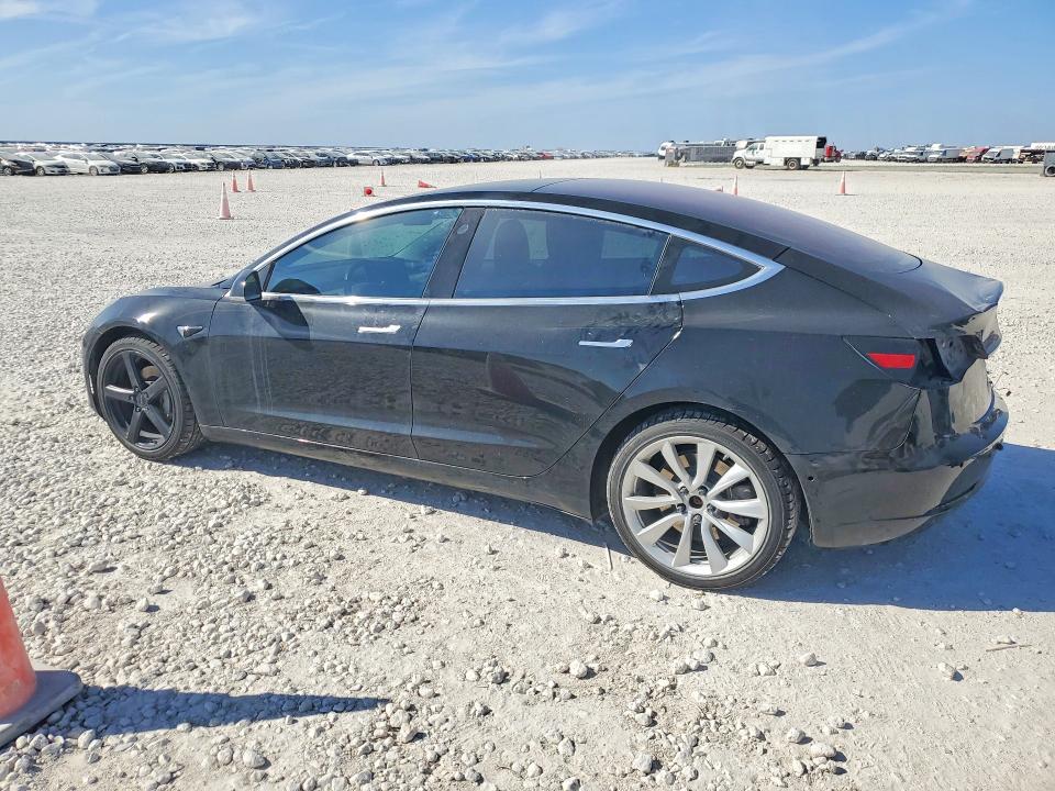 Продажа на аукционе авто 2018 Tesla Model 3, vin: 5YJ3E1EA7JF017483, номер лота: 78960885