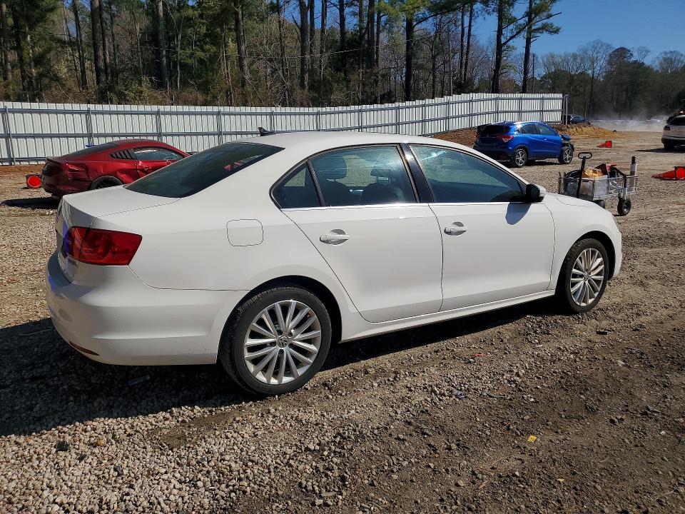 2012 Volkswagen Jetta მანქანა იყიდება აუქციონზე, vin: 3VWLP7AJ5CM320339, აუქციონის ნომერი: 45929026