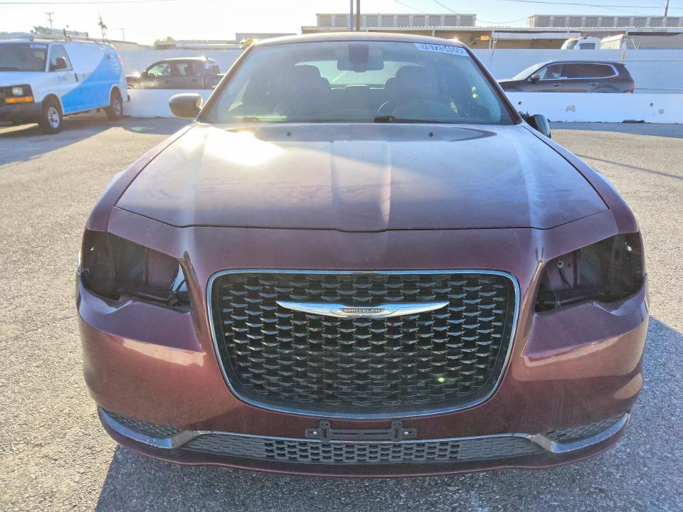 Продажа на аукционе авто 2019 Chrysler 300, vin: 2C3CCAAG1KH679186, номер лота: 78720455