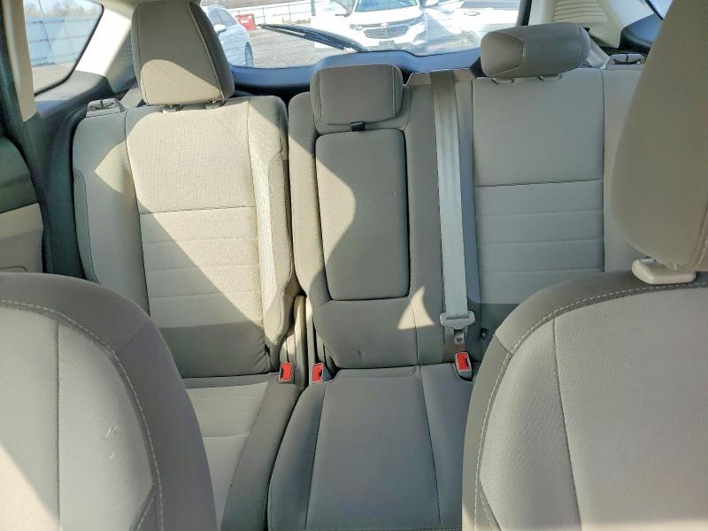 41876486 :رقم المزاد ، 1FADP5AU0FL111804 vin ، 2015 Ford C-max مزاد بيع