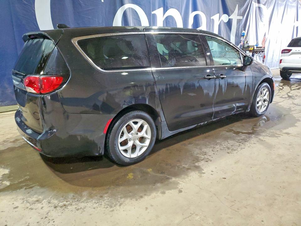 Продаж на аукціоні авто 2018 Chrysler Pacifica, vin: 2C4RC1FG6JR125987, номер лоту: 47938536