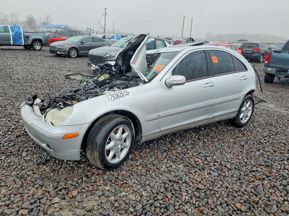 2004 Mercedes-benz C მანქანა იყიდება აუქციონზე, vin: WDBRF81J34F521338, აუქციონის ნომერი: 79362615