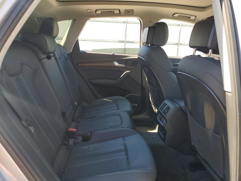 79041595 :رقم المزاد ، WA1CAAFY8M2057970 vin ، 2021 Audi Q5 مزاد بيع