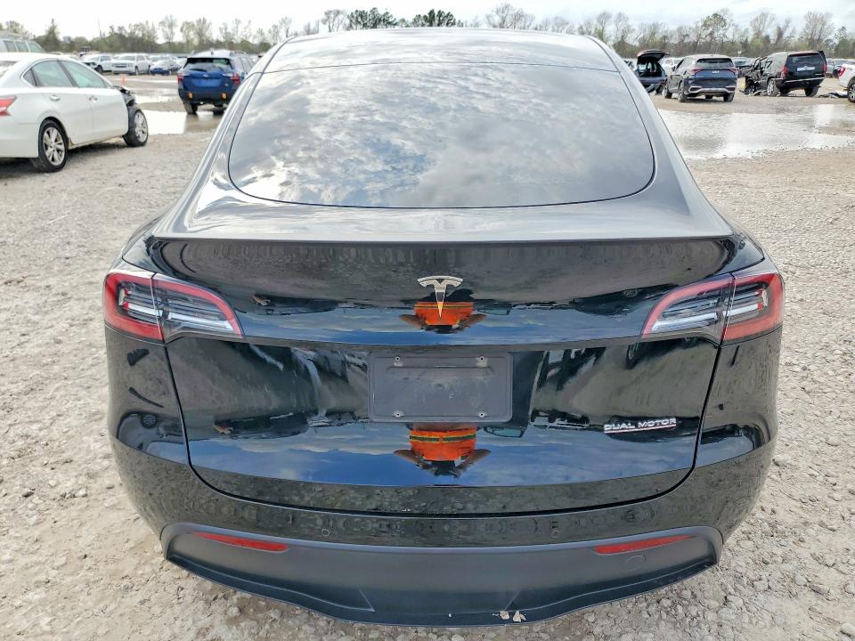 Продажа на аукционе авто 2022 Tesla Model Y, vin: 7SAYGDEF4NF454587, номер лота: 42024006