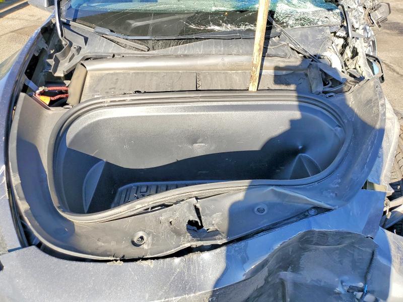 47653126 :رقم المزاد ، 7SAYGDEE3PF864985 vin ، 2023 Tesla Model Y مزاد بيع
