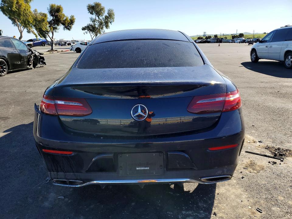79065925 :رقم المزاد ، WDD1J6FB2JF026956 vin ، 2018 Mercedes-benz E مزاد بيع