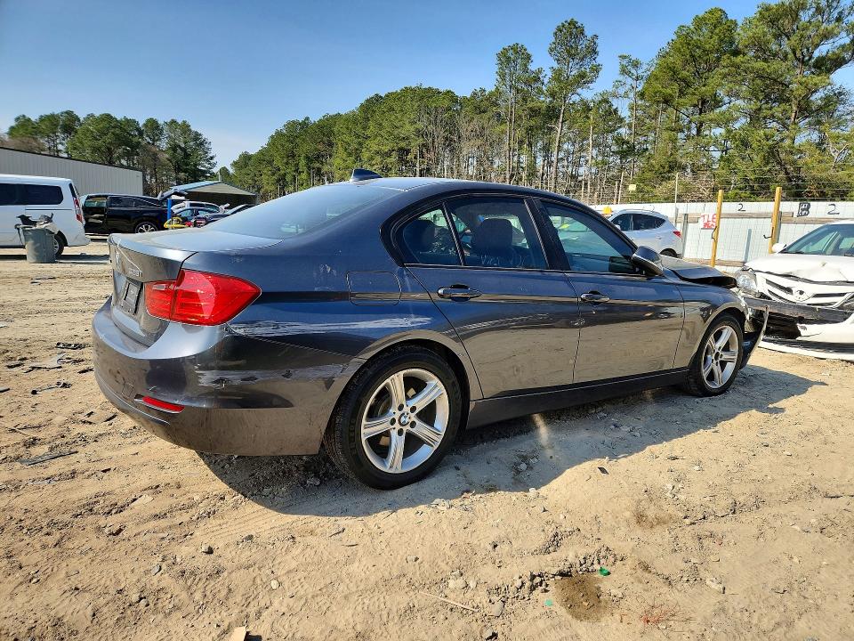 2014 Bmw 328 მანქანა იყიდება აუქციონზე, vin: WBA3B5C51EP652732, აუქციონის ნომერი: 49736146