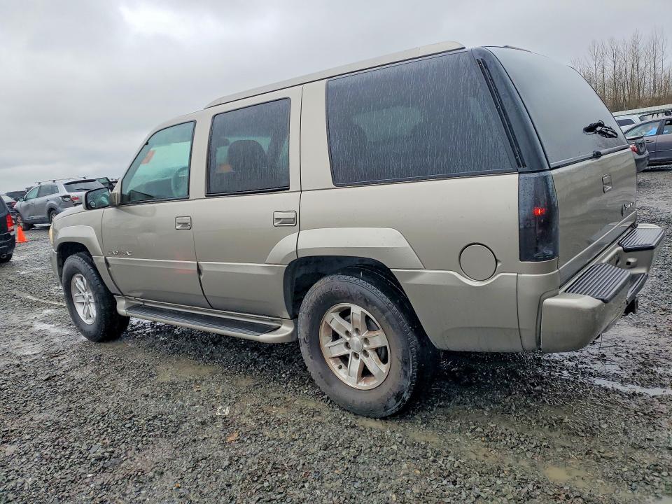 46229496 :رقم المزاد ، 1GYEK13R6XR410382 vin ، 1999 Cadillac Escalade مزاد بيع