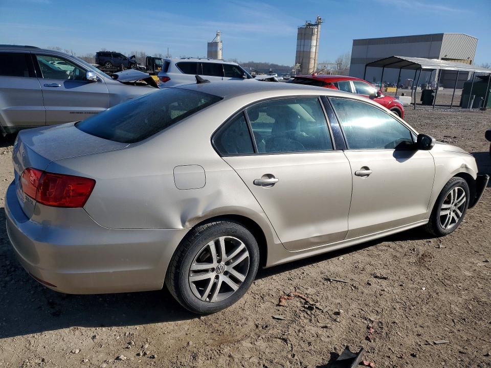 46357136 :رقم المزاد ، 3VWDX7AJ5CM468155 vin ، 2012 Volkswagen Jetta مزاد بيع