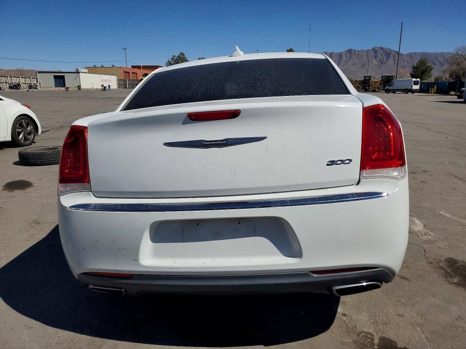 2015 Chrysler 300 მანქანა იყიდება აუქციონზე, vin: 2C3CCAAG0FH755096, აუქციონის ნომერი: 79382135