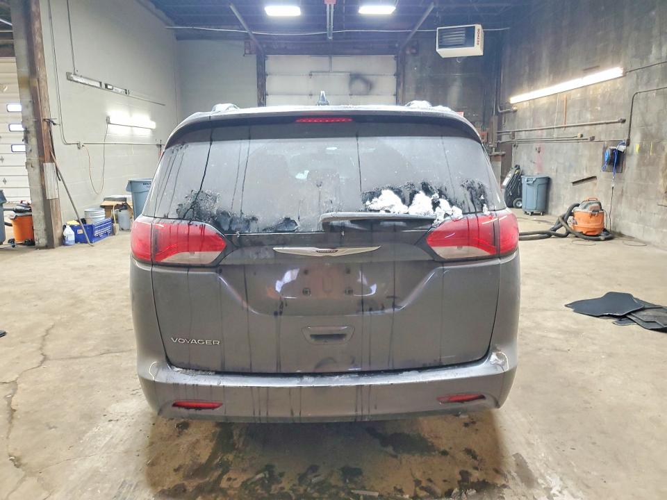 46479226 :رقم المزاد ، 2C4RC1DGXMR538809 vin ، 2021 Chrysler Voyager مزاد بيع