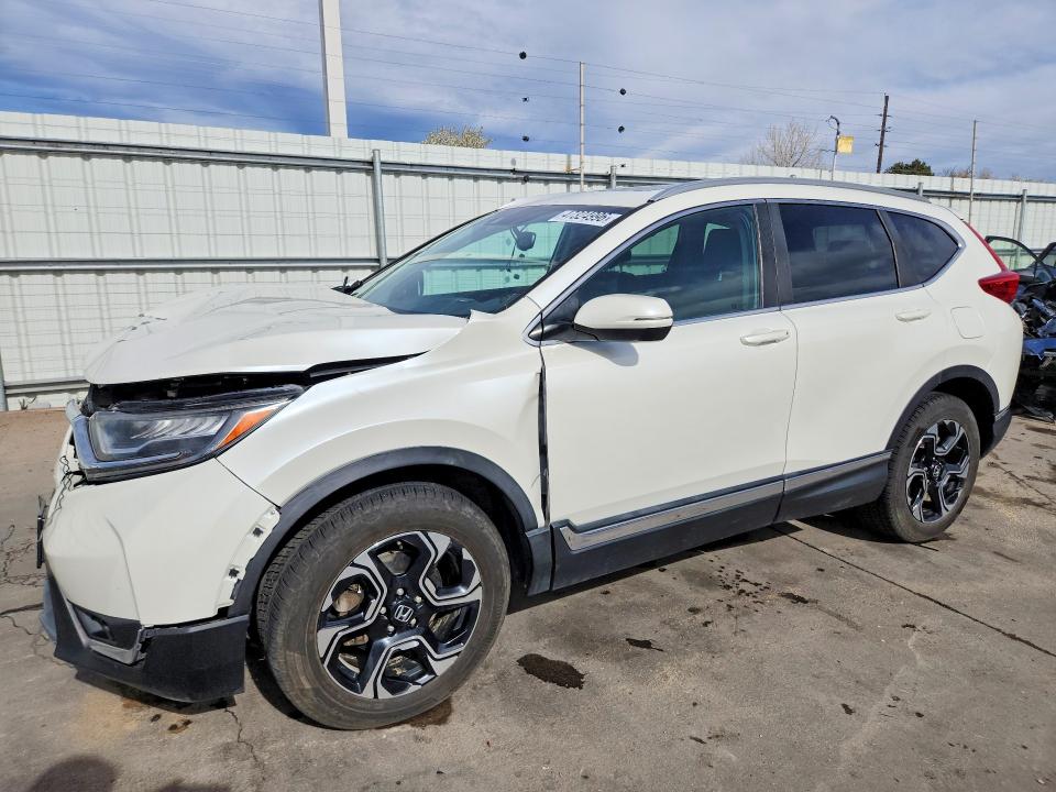 47324996 :رقم المزاد ، 2HKRW2H98JH640840 vin ، 2018 Honda Cr-v مزاد بيع