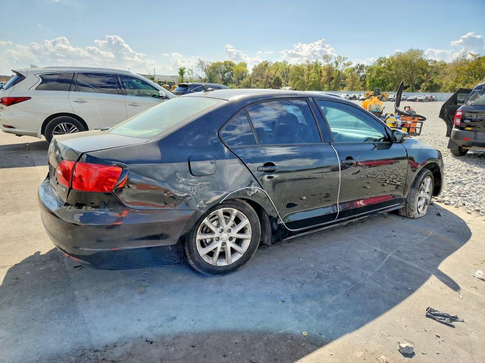 Продаж на аукціоні авто 2011 Volkswagen Jetta, vin: 3VWDX7AJ7BM120548, номер лоту: 45618666