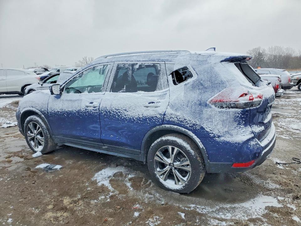 45878086 :رقم المزاد ، JN8AT2MV7LW106822 vin ، 2020 Nissan Rogue مزاد بيع