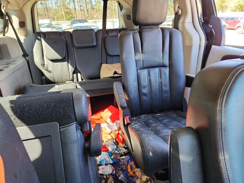 41981446 :رقم المزاد ، 2C4RC1BG5GR300146 vin ، 2016 Chrysler Town & Country مزاد بيع