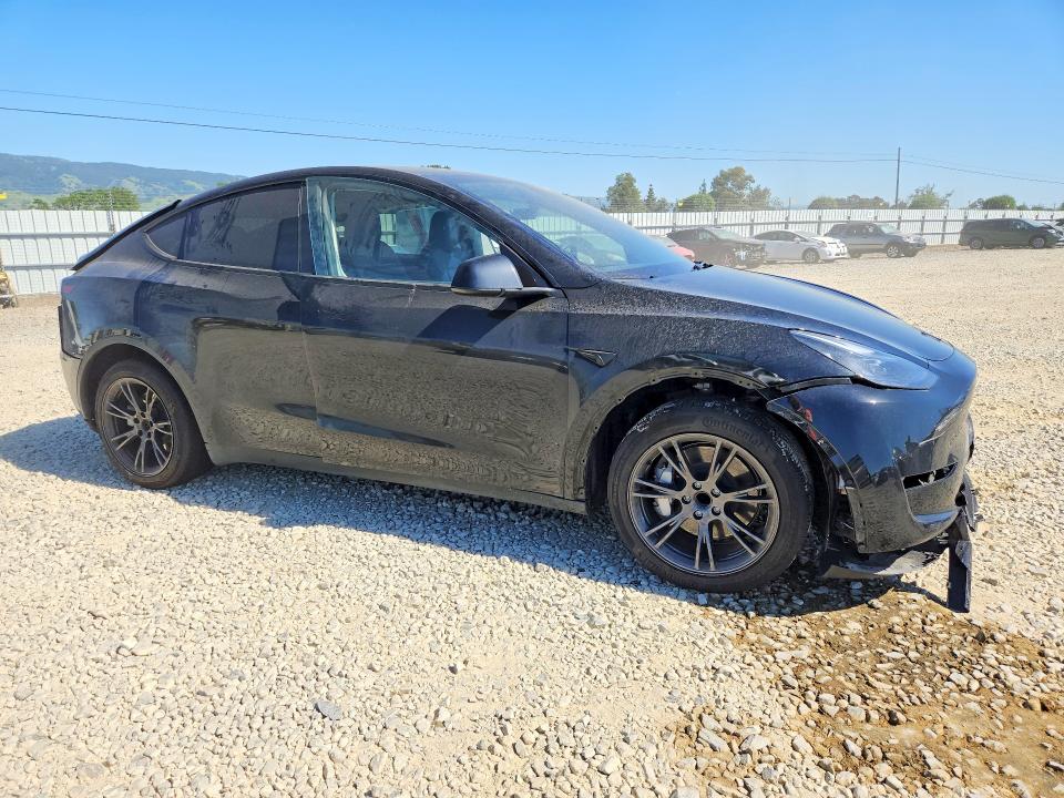 Продажа на аукционе авто 2025 Tesla Model Y, vin: 7SAYGDED5SF256191, номер лота: 46815596