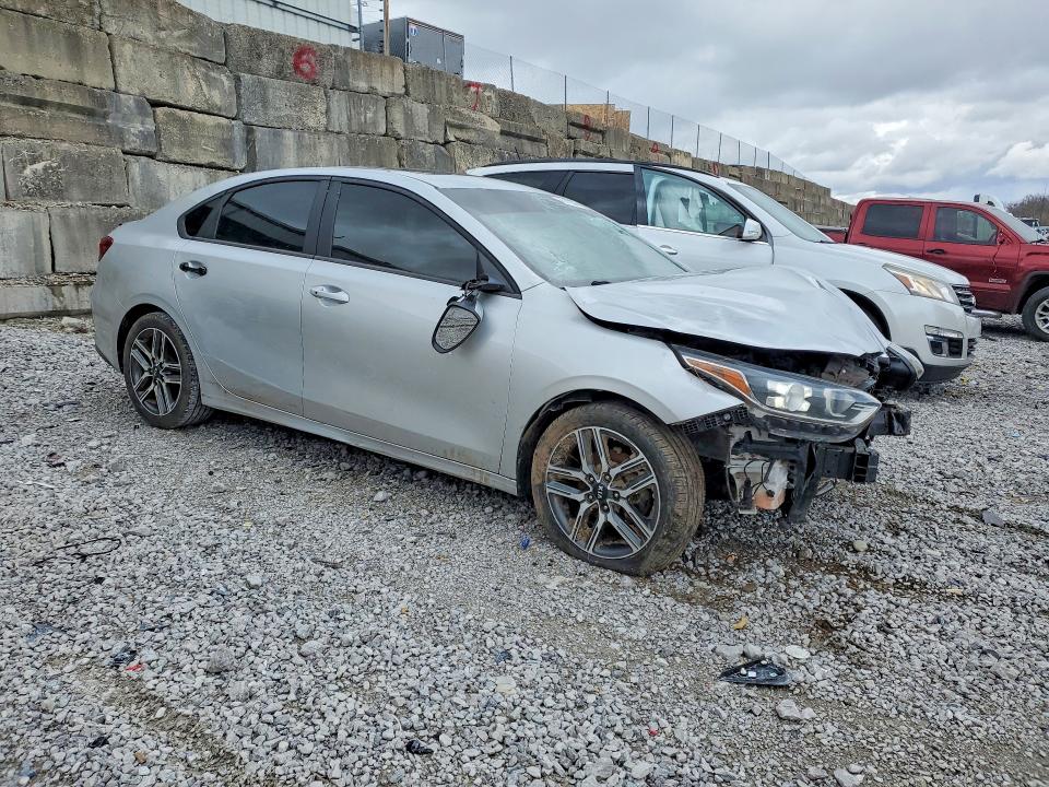 2020 Kia Forte მანქანა იყიდება აუქციონზე, vin: 3KPF54AD2LE208204, აუქციონის ნომერი: 46119546