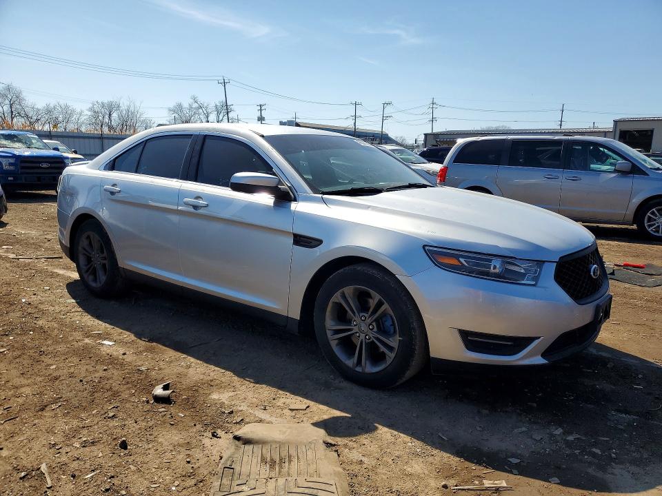 2018 Ford Taurus მანქანა იყიდება აუქციონზე, vin: 1FAHP2H85JG117401, აუქციონის ნომერი: 46997426
