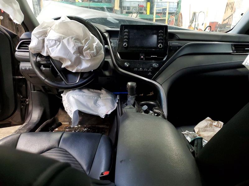 79845805 :رقم المزاد ، 4T1G11AK6NU624902 vin ، 2022 Toyota Camry Se 4dr مزاد بيع