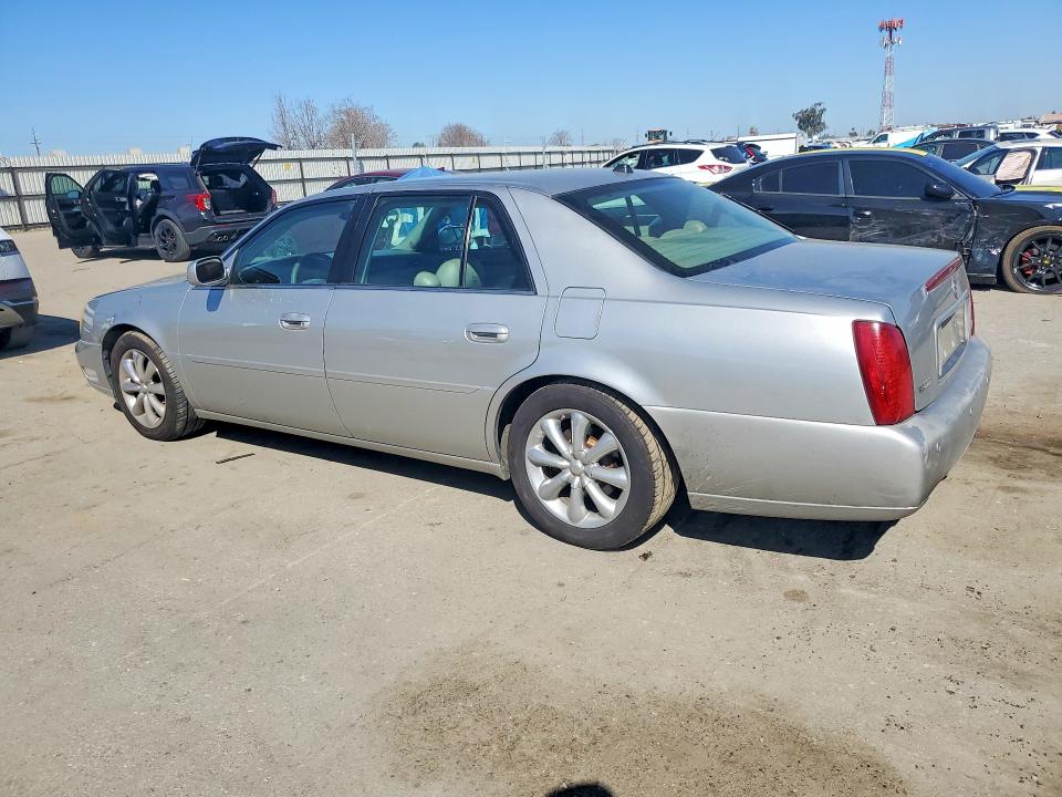 41649566 :رقم المزاد ، 1G6KF57924U255176 vin ، 2004 Cadillac Deville مزاد بيع